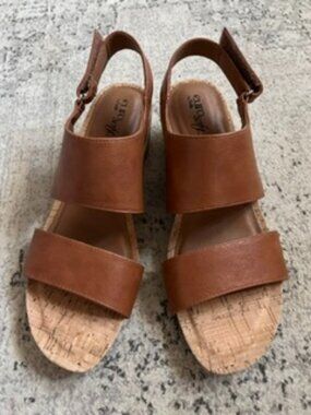 EuroSoft Reba Wedge Sandal 9M